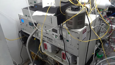 Operando Studies of a Co/TiO2 Fischer-Tropsch Catalyst